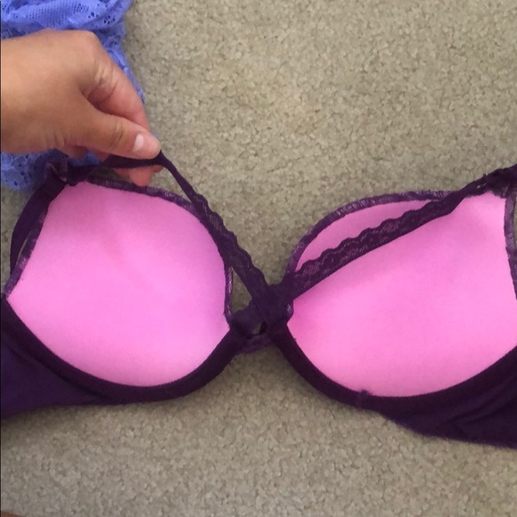Never worn Victoria’s Secret bra! - Picture 5 of 5
